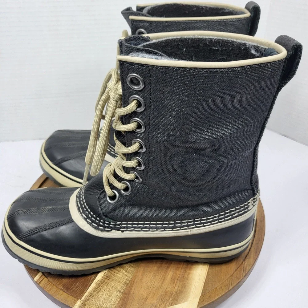 Sorel Women's 1964 Premium CVS Boots Waterproof Black Waxed Canvas Size 6 NL1717